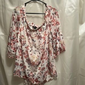 Womens Plus Size 2x cream floral design off the shoulder lightweight blouse